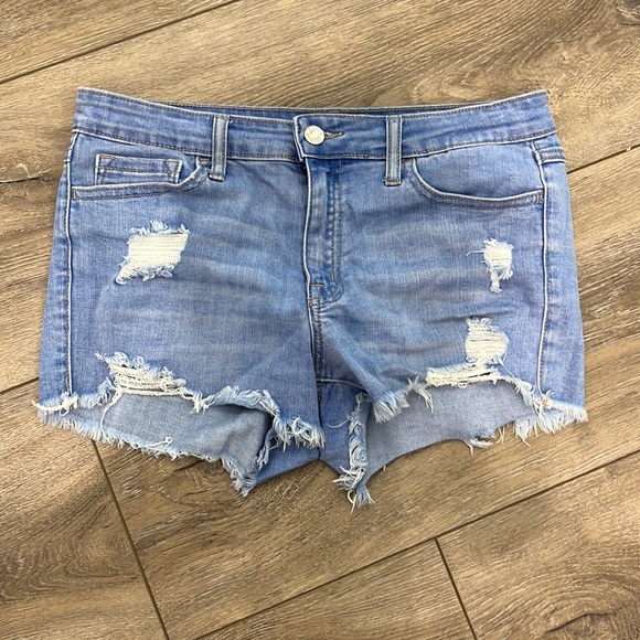 High Rise Jean‎ Shorts. Size 27. Frayed. Distressed. Holes. - Picture 1 of 8